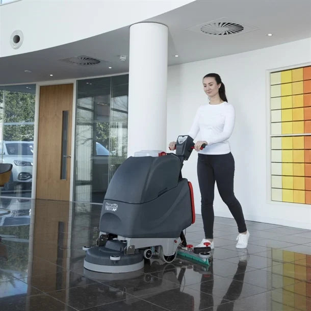 Numatic Compact Cordless Scrubber Dryer TTB3045NX